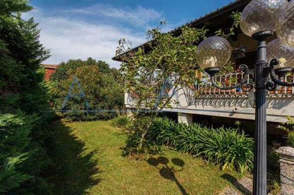 casa indipendente in vendita ad Abano Terme