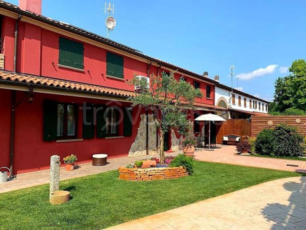 casa indipendente in vendita ad Abano Terme