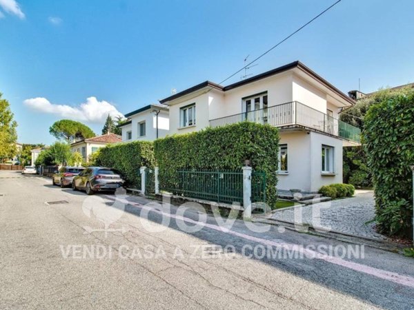 casa indipendente in vendita ad Abano Terme