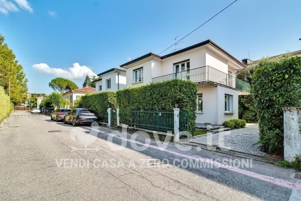 casa indipendente in vendita ad Abano Terme