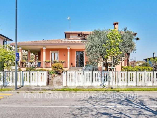 casa indipendente in vendita ad Abano Terme