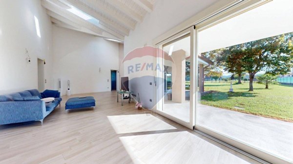casa indipendente in vendita ad Abano Terme in zona Giarre