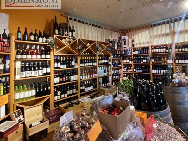 negozio in vendita ad Abano Terme