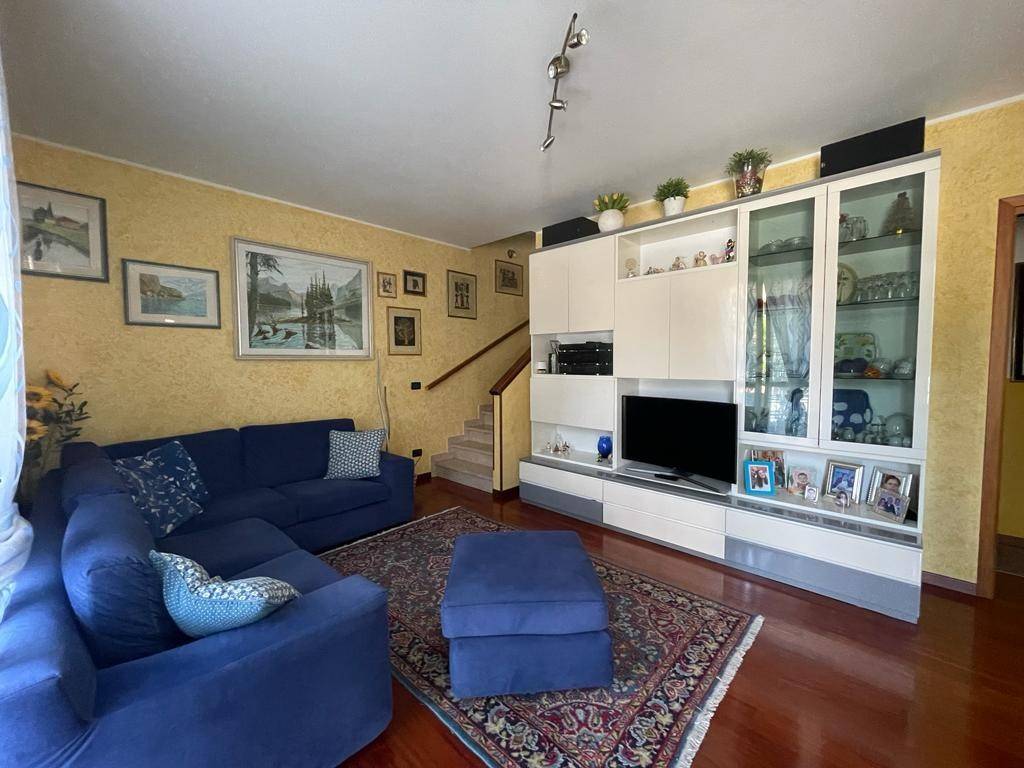 casa indipendente in vendita ad Abano Terme in zona Giarre