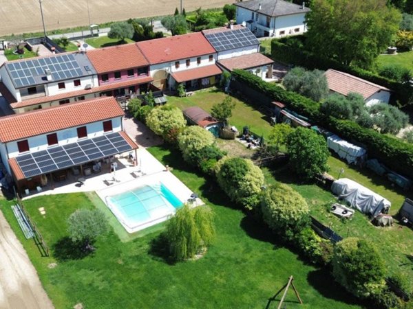 casa indipendente in vendita ad Abano Terme