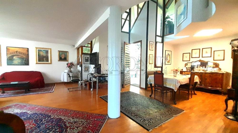 casa indipendente in vendita ad Abano Terme