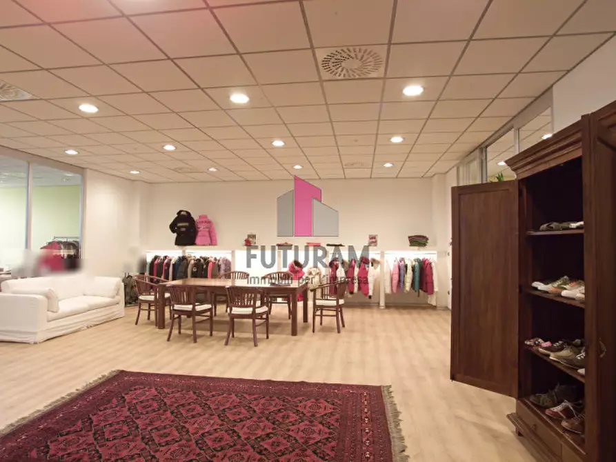 ufficio in vendita ad Abano Terme