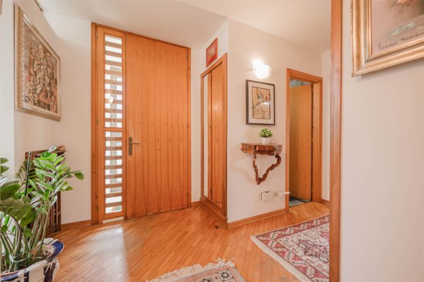 casa indipendente in vendita ad Abano Terme in zona Monterosso