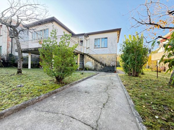 casa indipendente in vendita ad Abano Terme