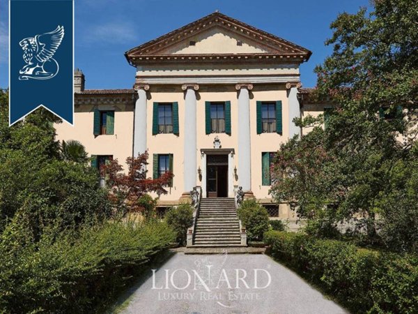 casa indipendente in vendita ad Abano Terme