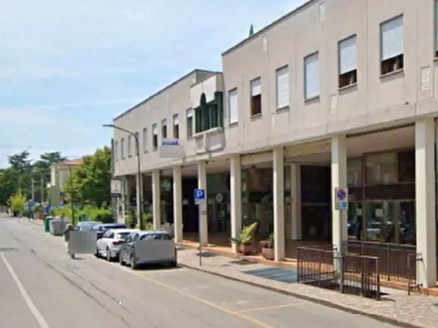 locale di sgombero in vendita ad Abano Terme