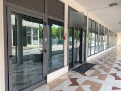 negozio in vendita ad Abano Terme