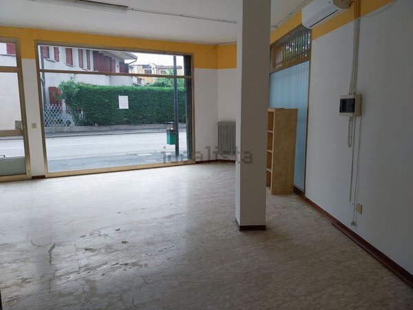 ufficio in vendita ad Abano Terme