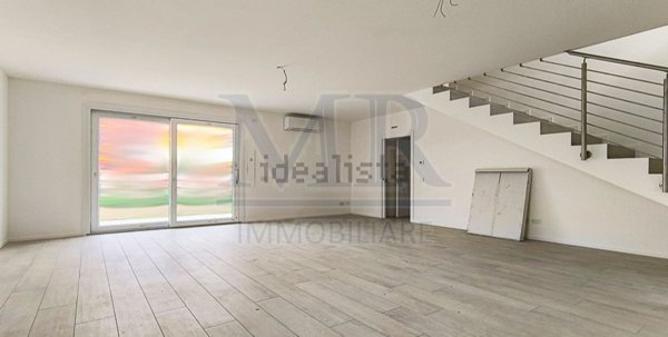 casa indipendente in vendita ad Abano Terme in zona Giarre