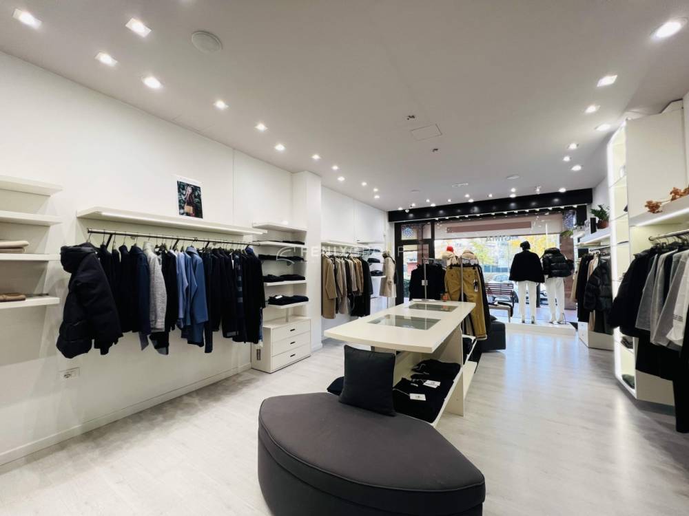 negozio in vendita ad Abano Terme