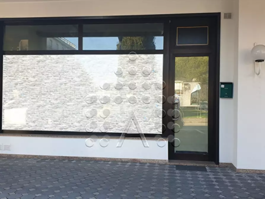 negozio in vendita ad Abano Terme