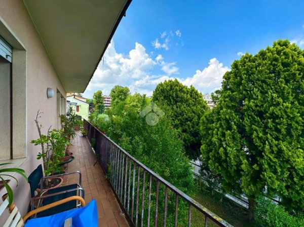 appartamento in vendita ad Abano Terme in zona Monteortone