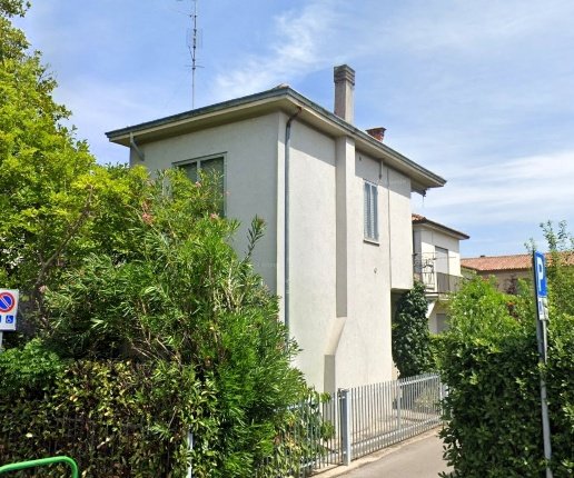 casa indipendente in vendita ad Abano Terme