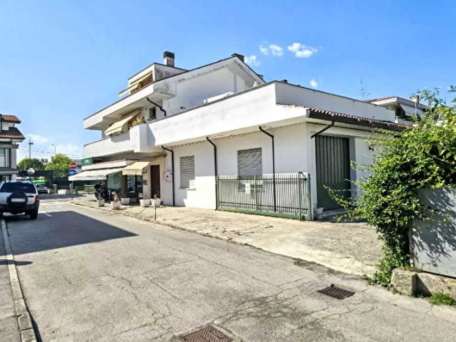 casa indipendente in vendita ad Abano Terme