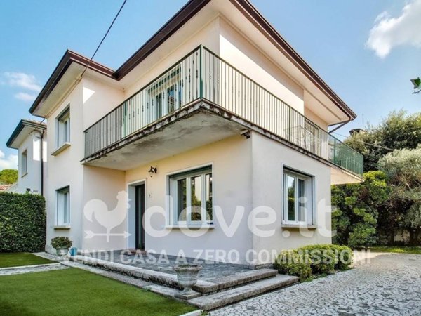 casa indipendente in vendita ad Abano Terme