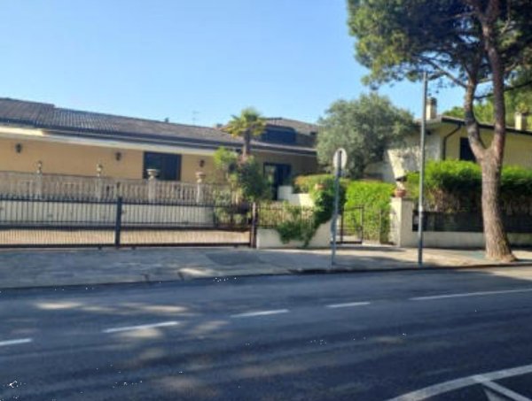 casa indipendente in vendita ad Abano Terme