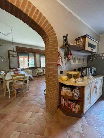 appartamento in vendita ad Abano Terme in zona Monteortone
