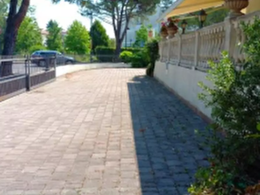 negozio in vendita ad Abano Terme