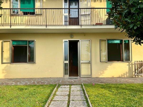 casa indipendente in vendita ad Abano Terme