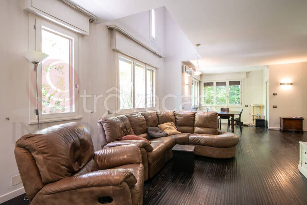 casa indipendente in vendita ad Abano Terme