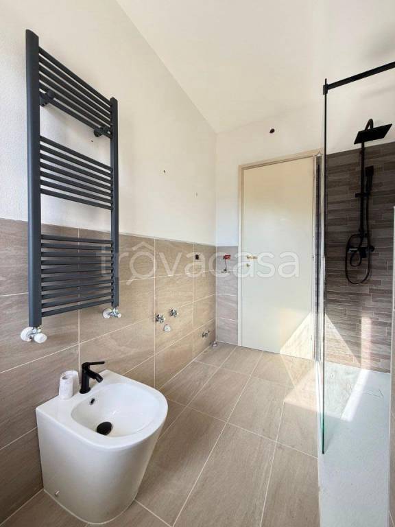 appartamento in vendita ad Abano Terme in zona Monteortone