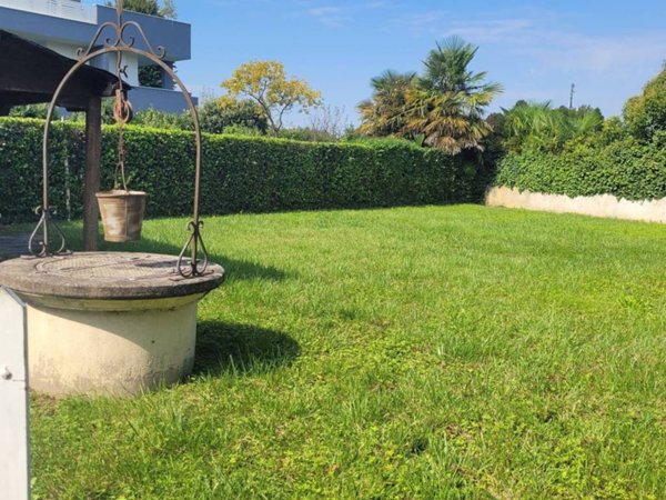 casa indipendente in vendita ad Abano Terme