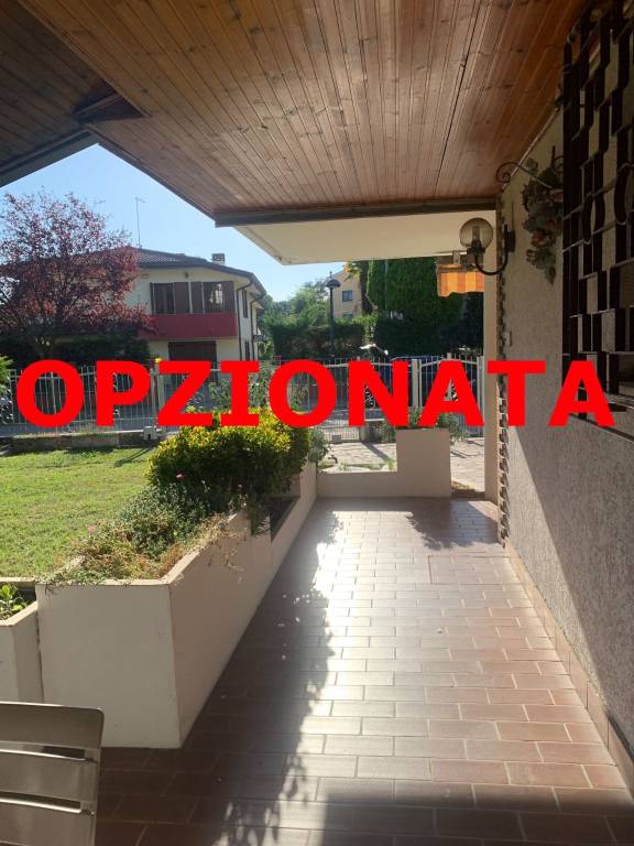 casa indipendente in vendita ad Abano Terme