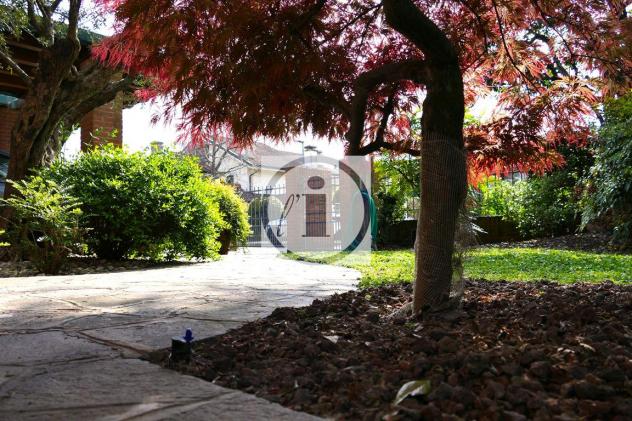 casa indipendente in vendita ad Abano Terme