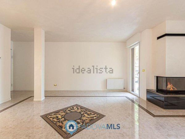 appartamento in vendita ad Abano Terme