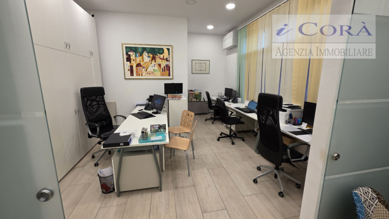 negozio in vendita ad Abano Terme