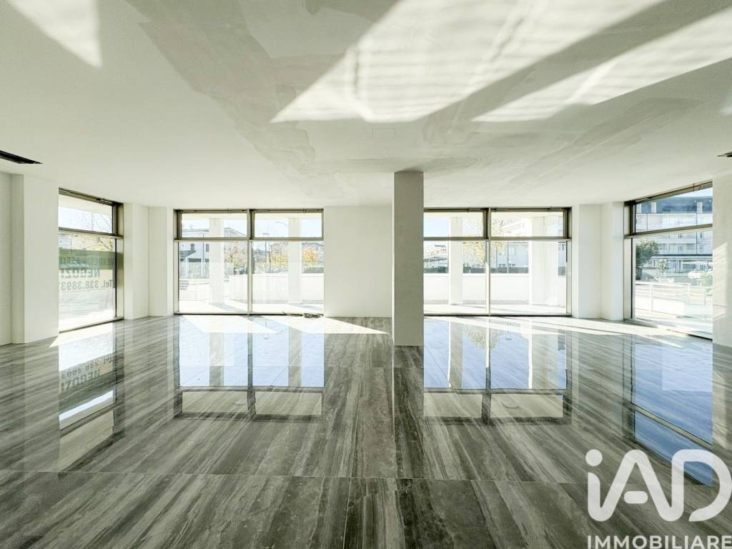 negozio in vendita ad Abano Terme