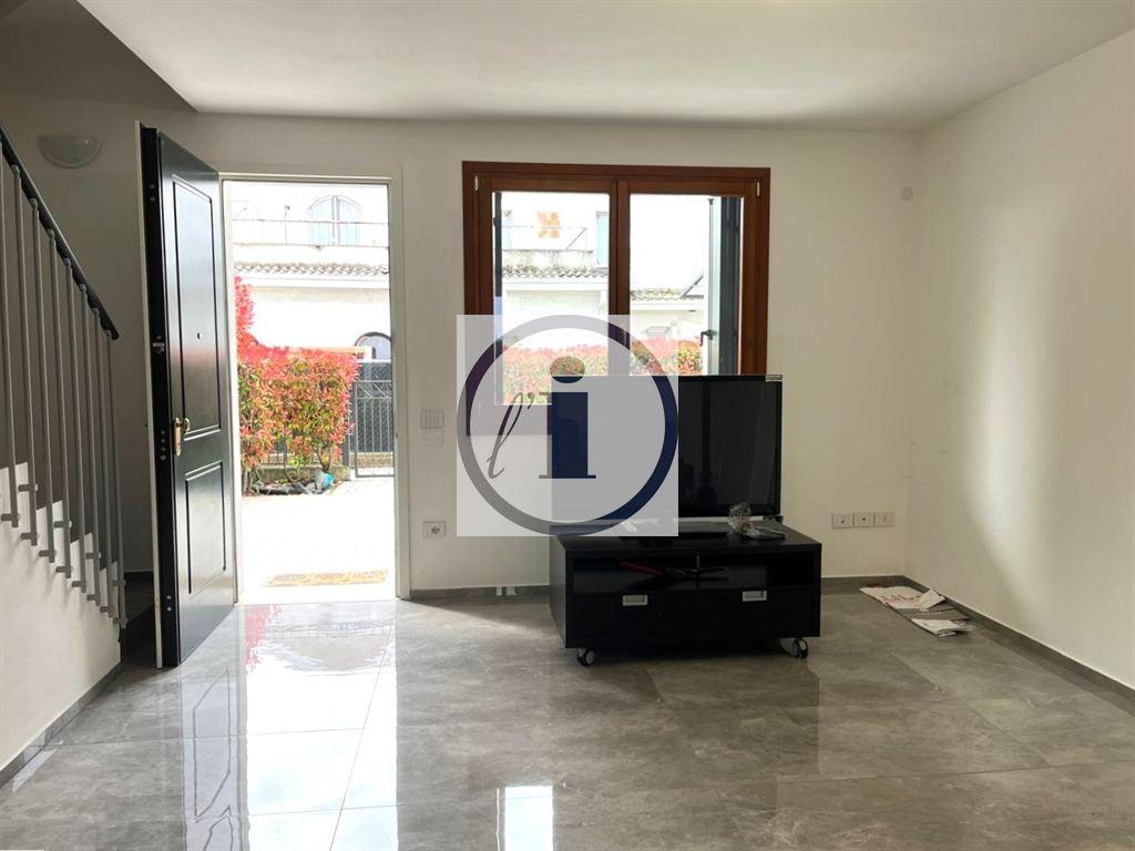 casa indipendente in vendita ad Abano Terme