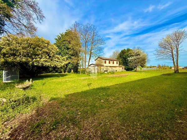 casa indipendente in vendita ad Abano Terme