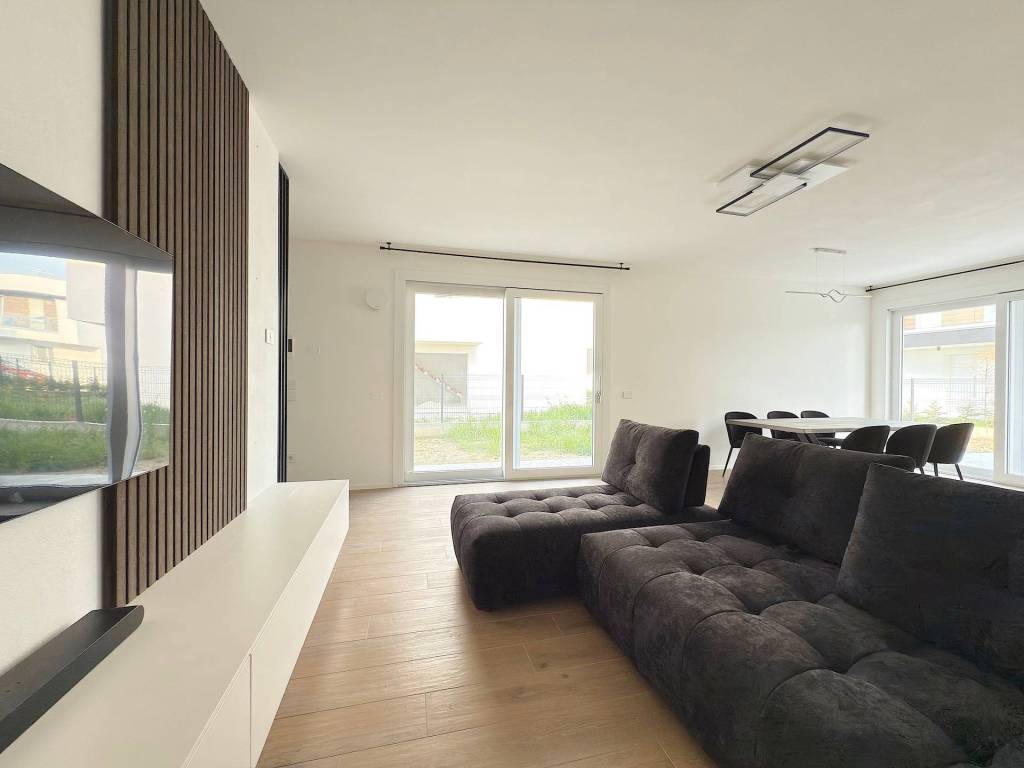 casa indipendente in vendita ad Abano Terme in zona Giarre