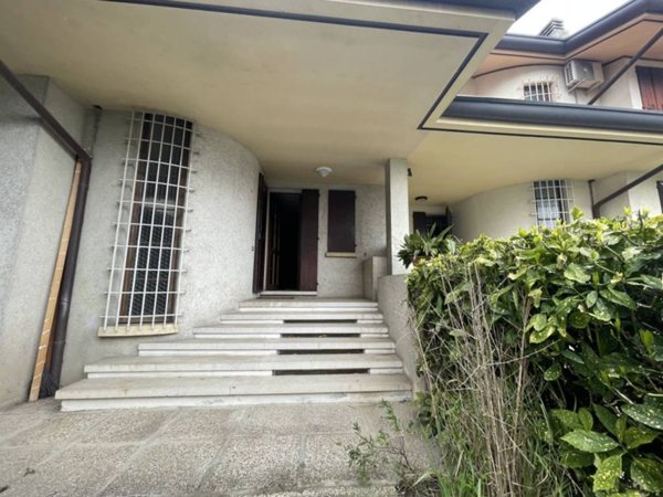 casa indipendente in vendita ad Abano Terme