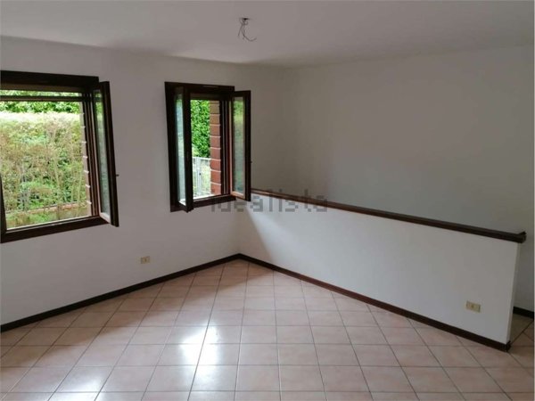 casa indipendente in vendita ad Abano Terme in zona Monteortone