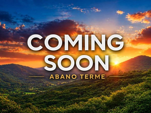 casa indipendente in vendita ad Abano Terme in zona Monterosso
