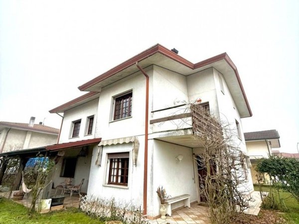 casa indipendente in vendita ad Abano Terme