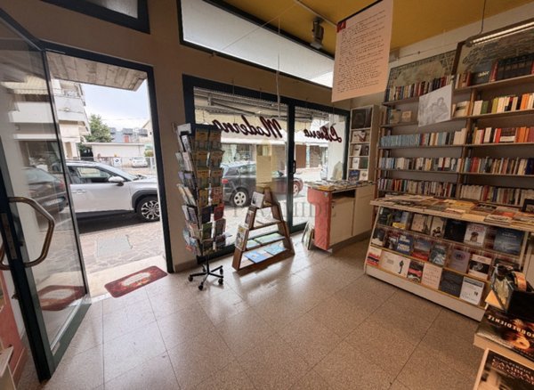 negozio in vendita ad Abano Terme