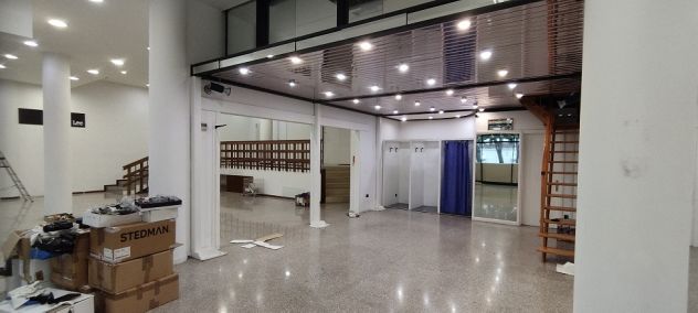 negozio in vendita ad Abano Terme