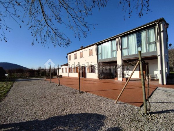 esavano in vendita ad Abano Terme in zona Monteortone