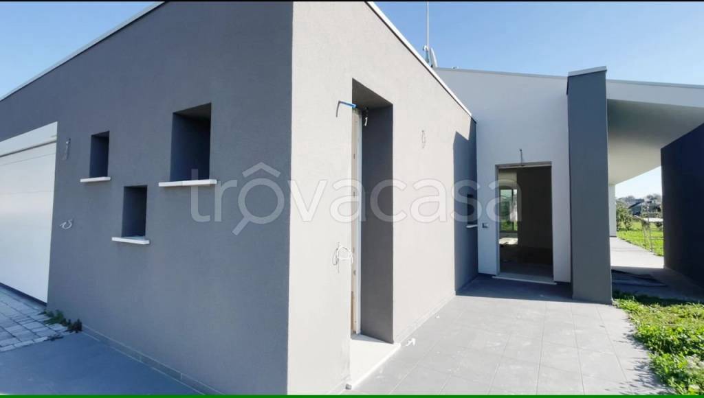 casa indipendente in vendita ad Abano Terme in zona Monterosso