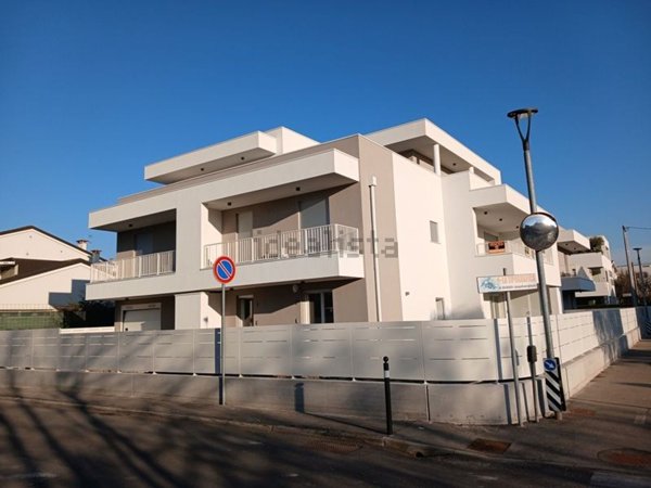 appartamento in vendita ad Abano Terme in zona Monterosso