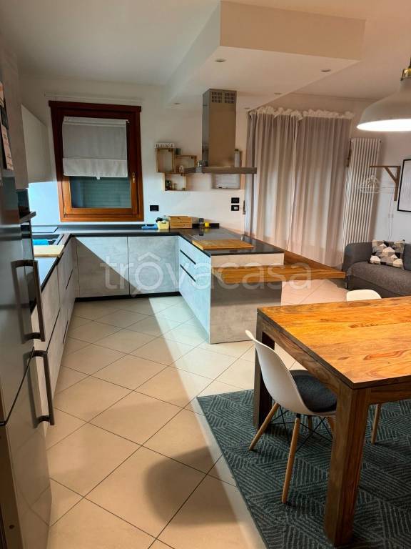appartamento in vendita ad Abano Terme in zona Giarre