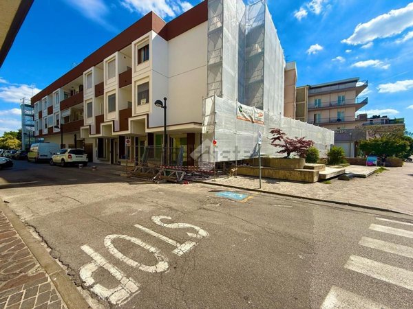 appartamento in vendita ad Abano Terme in zona Monteortone